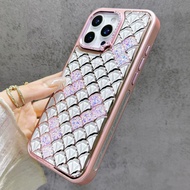Metal lens frame with metal lines and diamond-cut ginkgo leaf 3D trendy pattern for iPhone16promax  