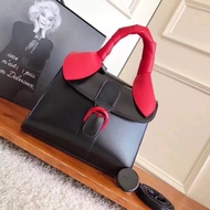 [Delvaux] brillant Belgium Delvaux Royal Family Brand Exquisite Workmanship Details ** Equal to One 