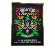 Nusa Fence Back Bet / Large Bet 30x40 / embroidered emblem