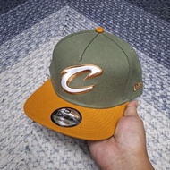 GREEN TWO TONE CLEVELAND CAVALIERS C BIG LOGO 9FIFTY A FRAME SNAPBACK CAP/HAT BY NEW ERA