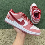 Nike SB Dunk Low 'StrangeLove Skateboards' 男款滑板鞋