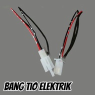 A PAIR OF SMALL 2-PIN SOCKETS. 1 SET