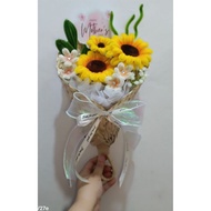 ABANIKO/ PAMAYPAY FUZZY FLOWER BOUQUET