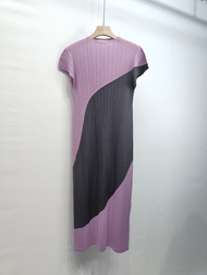 2330 One Size (45-75kg) Miyake Spring Summer Gradient Half Turtleneck Short Sleeve Pleated Slim Fit 