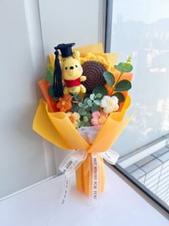 (多款現貨) 針織花 鉤織 手工 手織 卡通 winnie the pooh 太陽花 玫瑰花 向日葵 薔薇花 康乃馨 生日禮物 畢業花 情人節 求婚 相識 拍拖 結婚紀念日 男女朋友 母親節 父親節 