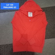 UNIQLO BRAND HOODIE