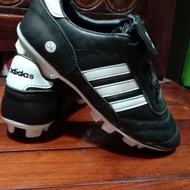 sepatu bola anak adidas 33s/d 37 kulit sapi asli