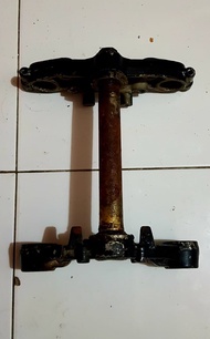 Segitiga t set atas bawah suzuki rgr original