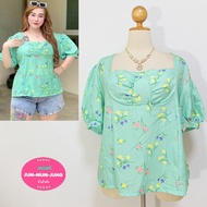 Green Dobby Fabric Square Neck Fat People's Shirt With Floral Pattern The Back Pulls 1 Elastic Band 