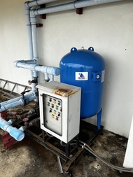 จำหน่ายและรับติดตั้งถังแรงดันปั๊มน้ำอัตโนมัติ ยางไดอะแฟรมรุ่นSKY-200VL-PW-10BARแบบมีเกจ์ ท่อดูด 1/4"