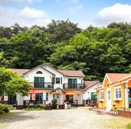 Yangyang Roselia Pension