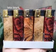 Quẹt Khè chống gió nhỏ gọn|Bật Lửa Vân Gỗ (Hộp 50c)