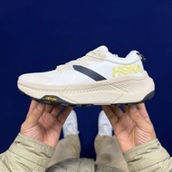 Hoka One One Transport
