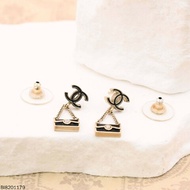 Chanel香奈兒 B13經典雙C包包掛墜耳釘