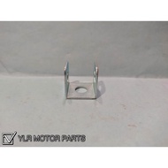 YAMAHA Y110SS FOOT REST U BRACKET FOOTREST BRACKET U