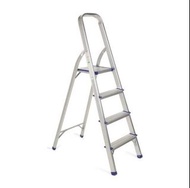 Aluminum Step Ladder