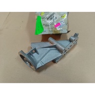 Peugeot 206 GTi 406 D9 407 CBU 807 Citroen Evasion II Xsara Picasso C5 I C8 Oil Filter Housing Brack