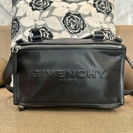 *SHIHNA名牌精品*GIVENCHY pandora wristlet 單肩包