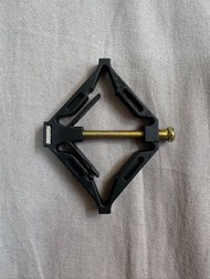 弓形暗盒修復器/ 簡易維修 牆身13A 插蘇 燈掣 膠箱底座 10個 一包