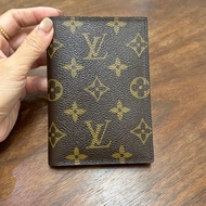Lv 原花對開護照套M64502