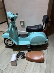 Vespa 兒童電動車  極新 小玩