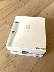 Dualsonic Luxury 家用HIFU超聲刀美容機 upgraded (包括機身、充電器及中英文使用說明書）