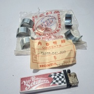 HONDA C50 C70 C90 PITCH NOS ORIGINAL exhaust collar ring clamp 18233-041-000