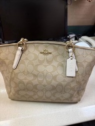 COACH 經典 Monogram 手袋