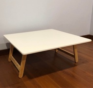 โต๊ะญี่ปุ่นสี่เหลี่ยมพับได้ ขนาด 80 cm. x 80 cm. สูง 33 cm. สีขาว
