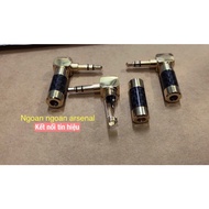Jack sprinkled with 3 or5 phones with curved corners and gold plated quote for 1 jack.