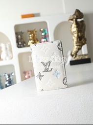 全新🌸Louis Vuitton LV 護照套 經典Monogram 彩色壓紋 錢包卡包