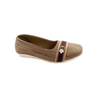 BLT2 Cream Girls' Flatshoes