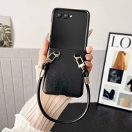 內地直送 - 简约商务亮面皮纹适用三星zflip7皮纹三星zfli456折叠手机壳斜跨挂绳保护套潮-黑色 三星Galaxy Z Flip5