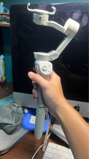 二手dji om4，些許零件脫落但不影響吸力及使用～