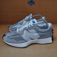Sepatu second original New balance 327 size 42 (1)