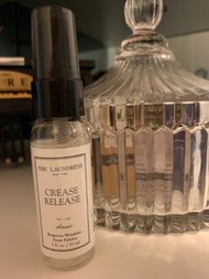 THE LAUNDRESS 衣物除皺噴霧