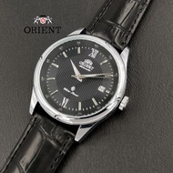 Orient นาฬิกาทางการของผู้ชาย Orient นาฬิกาอัตโนมัติ/มือไขลานของญี่ปุ่นพร้อมคริสตัลแซฟไฟร์สแตนเลสสตีลและนาฬิกาชุดหนัง