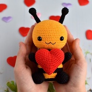 Plush bee with heart / Cute bee gift