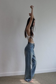 ELLA GUARDIN INVENTIVE IDEA TANK เสื้อกล้าม