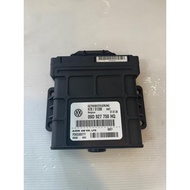 AUDI Q7 4.2 GEAR BOX CONTROL MODULE