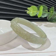 和田玉湖水綠手鐲56MM冰底老料飄糖浮雕連枝梅花玉手環附證書溫潤