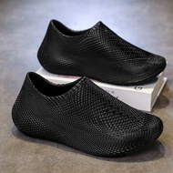 SOCRS Men Sandals Summer Thick Sole Sandals Beach Slippers Minimalist Breathable Non Slip