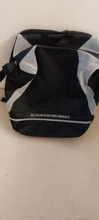 Calvin Klein Performance 背包