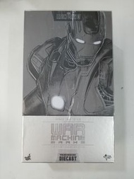 (葵興樂聲9樓門市現貨) Hottoys MMS198-DO3 War Machine Mark III Diecast