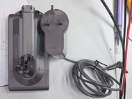 Dyson 吸塵機電池,充電座及吸頭配件