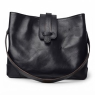 BERNIE Eliska Black Cowhide Bag Vegetable Tanned Leather Shoulder Bag