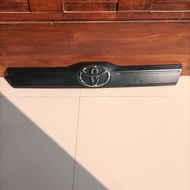 RAIZE TRUNKLID Original 76801-BZ240