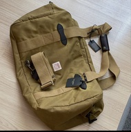 FILSON MEDIUM TIN CLOTH DUFFLE BAG
