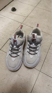 Fila tracer 女裝老爹鞋