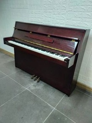 Yamaha C108 直立式鋼琴